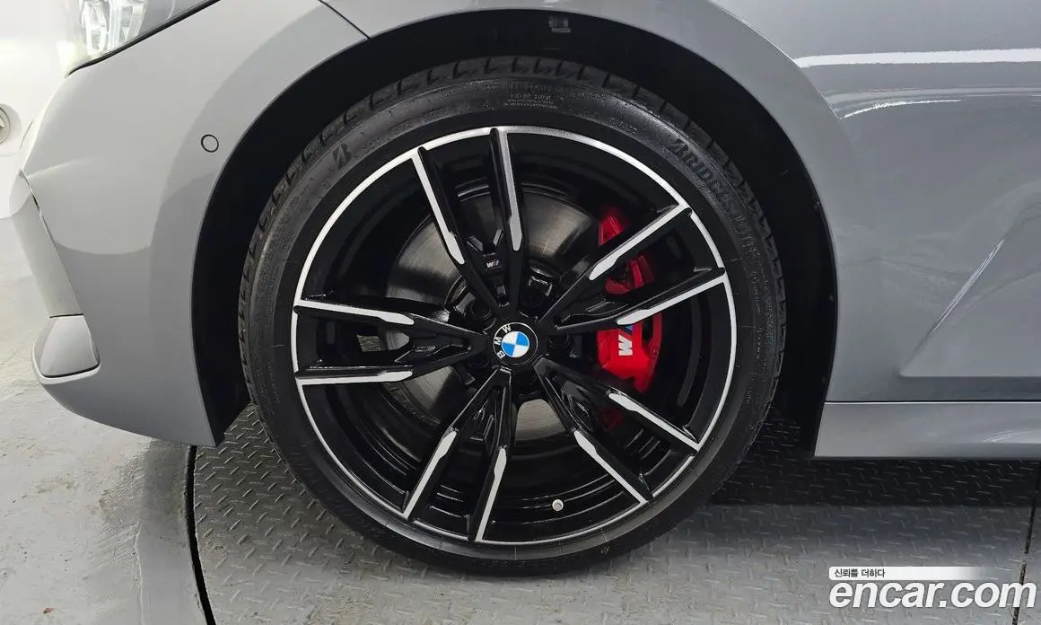 BMW 3 серия 2025 3.0 автомат (гидро), фото 5 BMW 3 серия 2025 3.0 автомат (гидро), фото 5