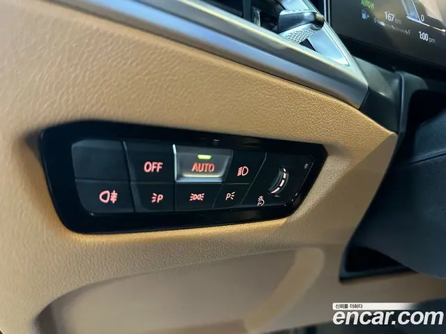BMW 3 серия 2026 2.0 автомат (гидро), миниатюра 11 BMW 3 серия 2026 2.0 автомат (гидро), миниатюра 11