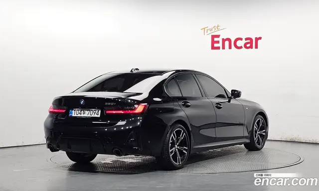 BMW 3 серия 2026 2.0 автомат (гидро), миниатюра 1 BMW 3 серия 2026 2.0 автомат (гидро), миниатюра 1