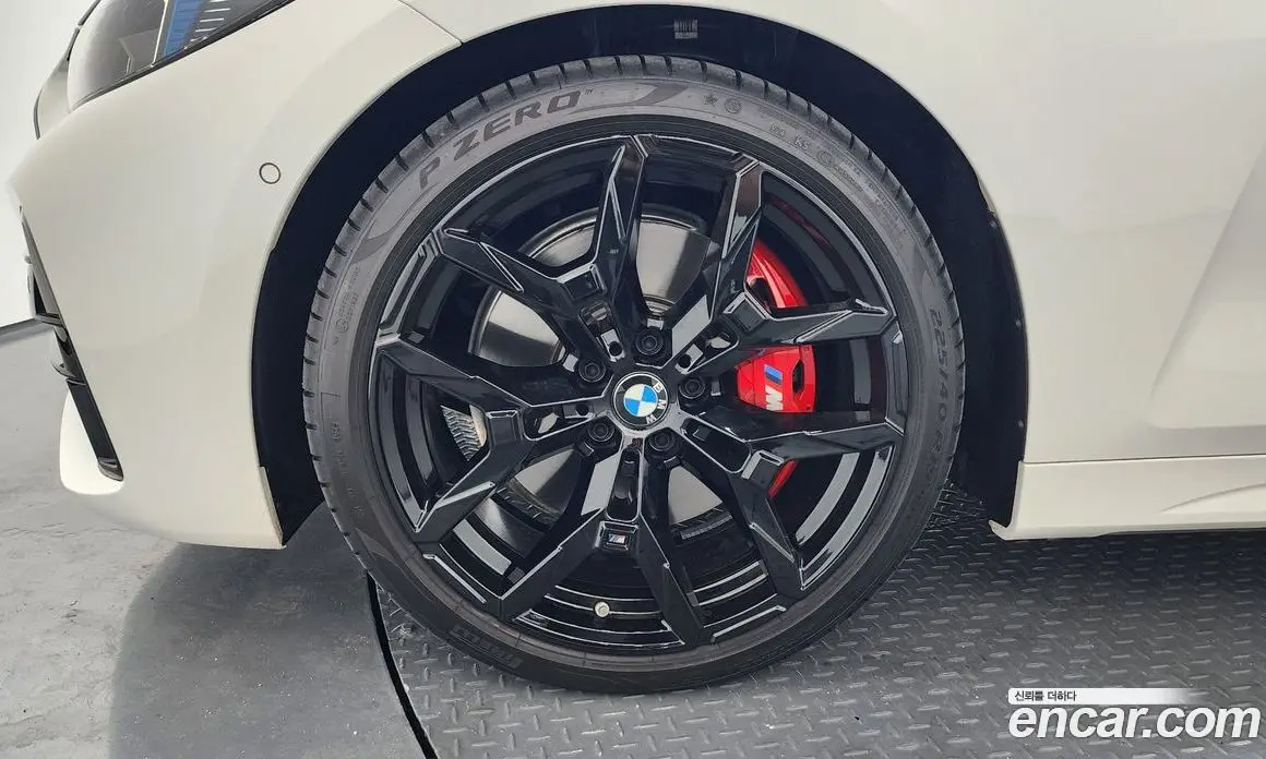 BMW 4 серия 2025 2.0 автомат (гидро), фото 5