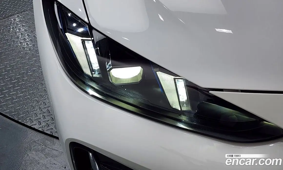 BMW 4 серия 2025 2.0 автомат (гидро), фото 8