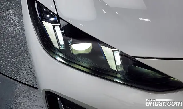 BMW 4 серия 2025 2.0 автомат (гидро), миниатюра 8