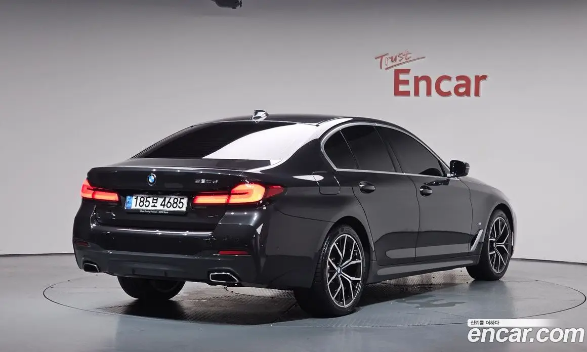 BMW 5 серия 2021 2.0 автомат (гидро), фото 1 BMW 5 серия 2021 2.0 автомат (гидро), фото 1