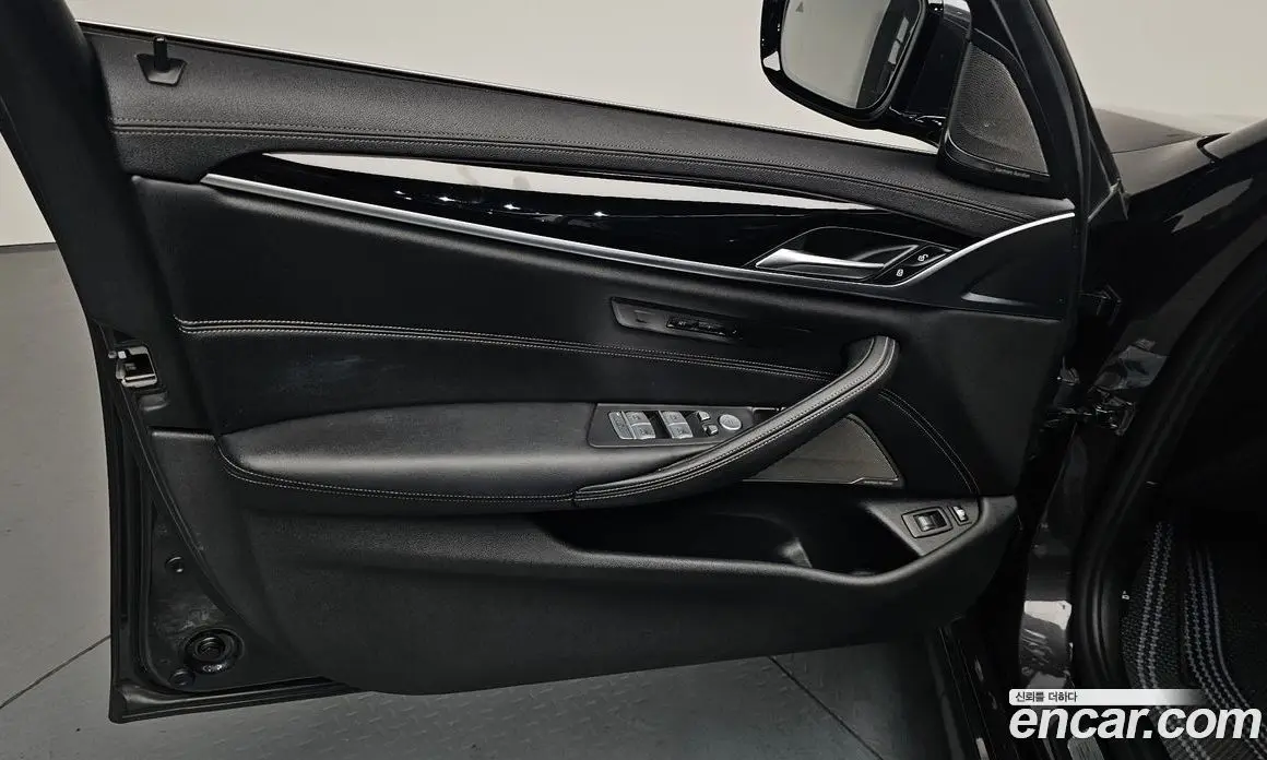 BMW 5 серия 2021 2.0 автомат (гидро), фото 13 BMW 5 серия 2021 2.0 автомат (гидро), фото 13