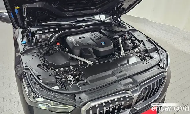 BMW 5 серия 2023 2.0 автомат (гидро), миниатюра 5