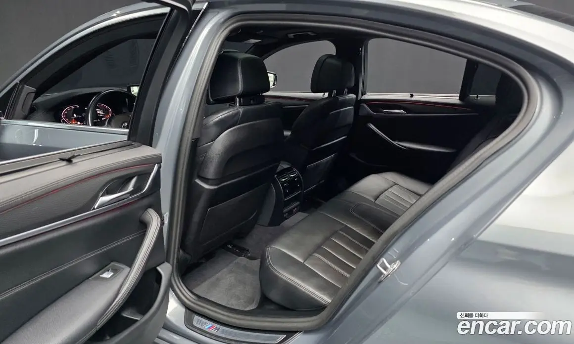 BMW 5 серия 2023 2.0 автомат (гидро), фото 15 BMW 5 серия 2023 2.0 автомат (гидро), фото 15