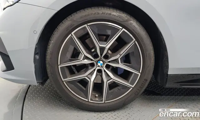 BMW 5 серия 2024 2.0 автомат (гидро), миниатюра 4 BMW 5 серия 2024 2.0 автомат (гидро), миниатюра 4