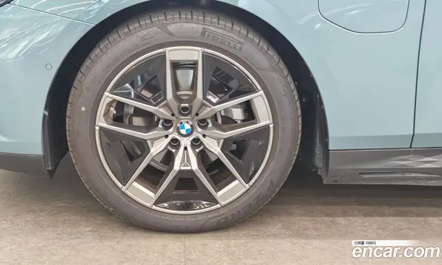 BMW 5 серия 2025 2.0 автомат (гидро), миниатюра 4 BMW 5 серия 2025 2.0 автомат (гидро), миниатюра 4