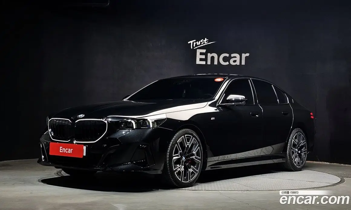 BMW 5 серия 2025 2.0 автомат (гидро), фото 1 BMW 5 серия 2025 2.0 автомат (гидро), фото 1