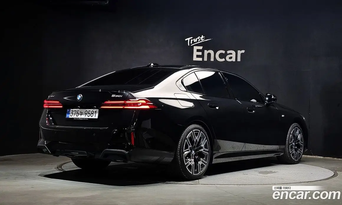 BMW 5 серия 2025 2.0 автомат (гидро), фото 2 BMW 5 серия 2025 2.0 автомат (гидро), фото 2