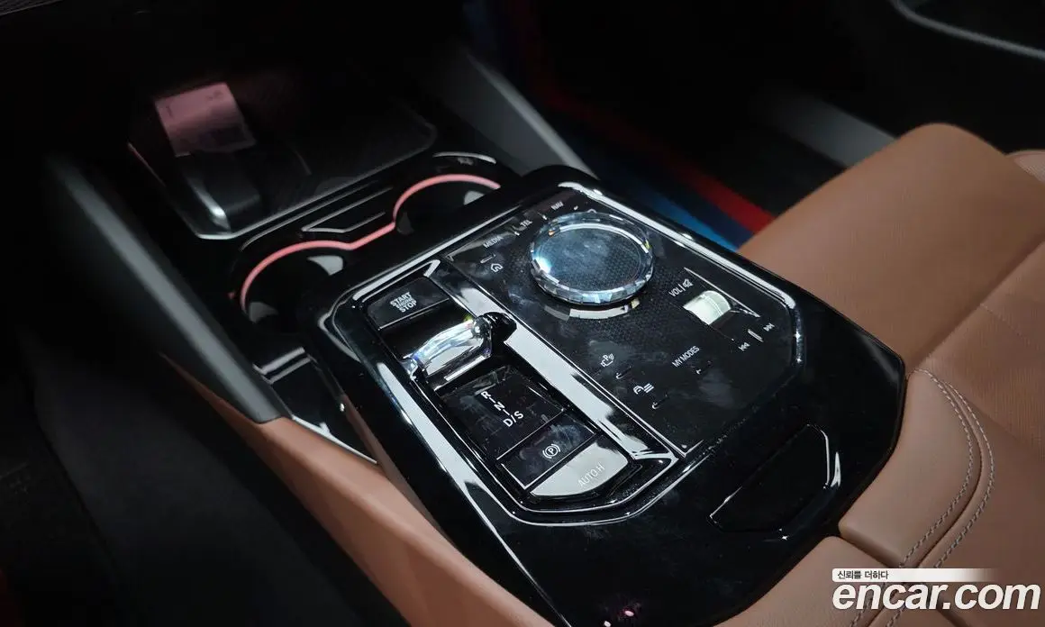 BMW 5 серия 2025 2.0 автомат (гидро), фото 12 BMW 5 серия 2025 2.0 автомат (гидро), фото 12