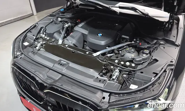 BMW 5 серия 2025 2.0 автомат (гидро), миниатюра 6 BMW 5 серия 2025 2.0 автомат (гидро), миниатюра 6