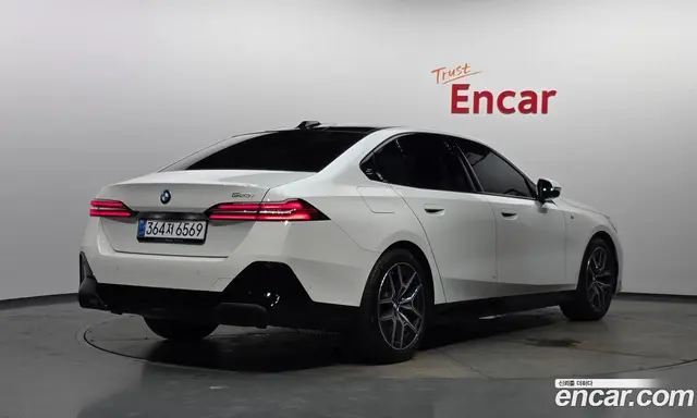 BMW 5 серия 2025 2.0 автомат (гидро), миниатюра 2 BMW 5 серия 2025 2.0 автомат (гидро), миниатюра 2