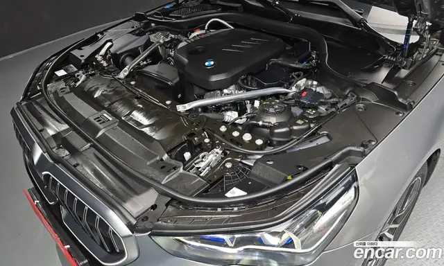 BMW 5 серия 2025 2.0 автомат (гидро), миниатюра 6 BMW 5 серия 2025 2.0 автомат (гидро), миниатюра 6