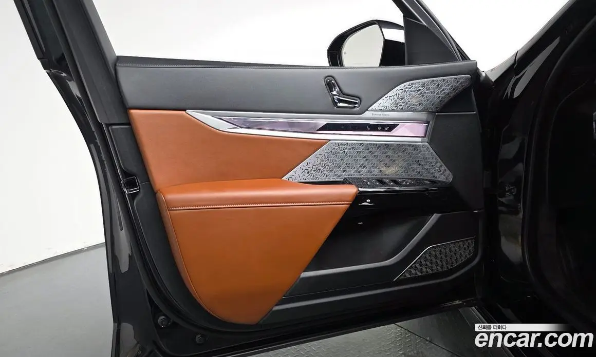 BMW 7 серия 2025 3.0 автомат (гидро), фото 13