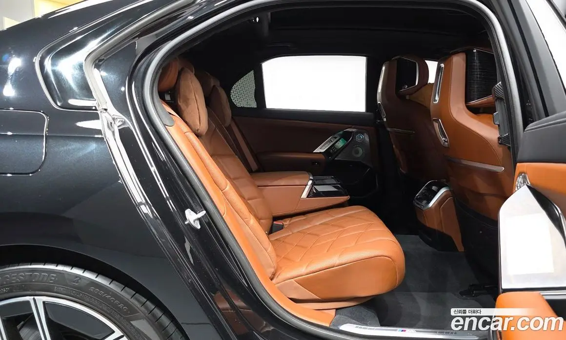 BMW 7 серия 2025 3.0 автомат (гидро), фото 16