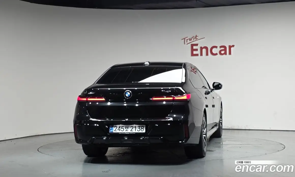 BMW 7 серия 2025 3.0 автомат (гидро), фото 3