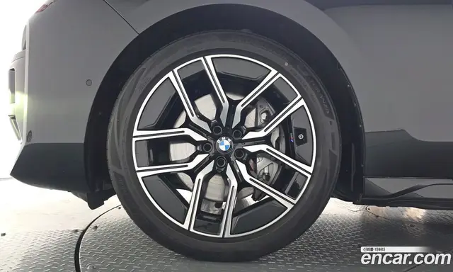 BMW 7 серия 2025 3.0 автомат (гидро), миниатюра 4