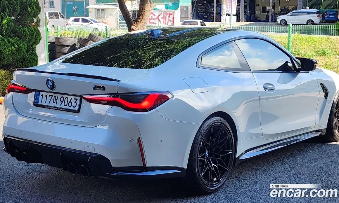 BMW M4 2023 3.0 автомат (гидро), фото 3 BMW M4 2023 3.0 автомат (гидро), фото 3