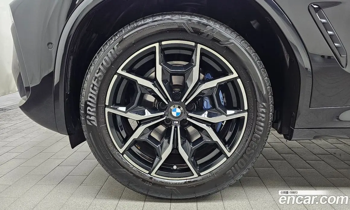BMW X3 2024 2.0 автомат (гидро), фото 4 BMW X3 2024 2.0 автомат (гидро), фото 4
