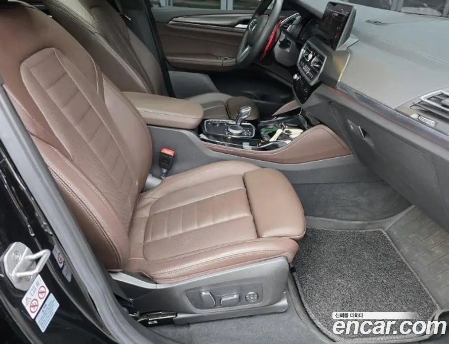 BMW X4 2023 2.0 автомат (гидро), фото 16
