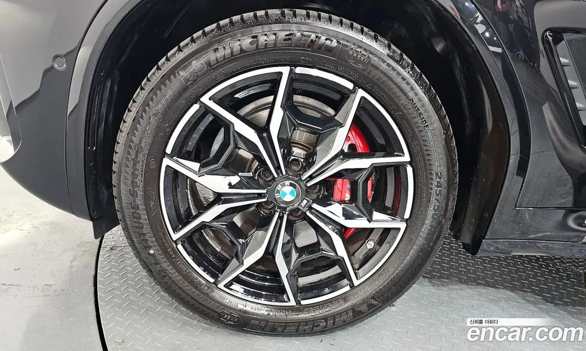 BMW X4 2024 2.0 автомат (гидро), фото 5 BMW X4 2024 2.0 автомат (гидро), фото 5
