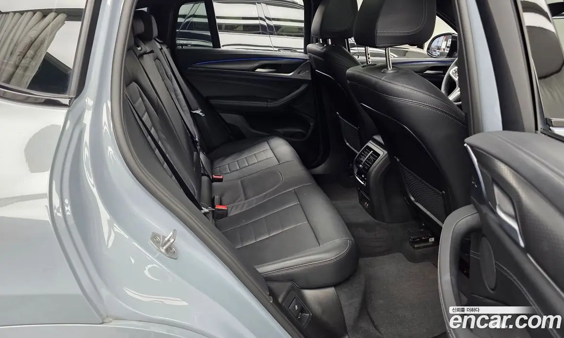 BMW X4 2025 2.0 автомат (гидро), фото 18 BMW X4 2025 2.0 автомат (гидро), фото 18