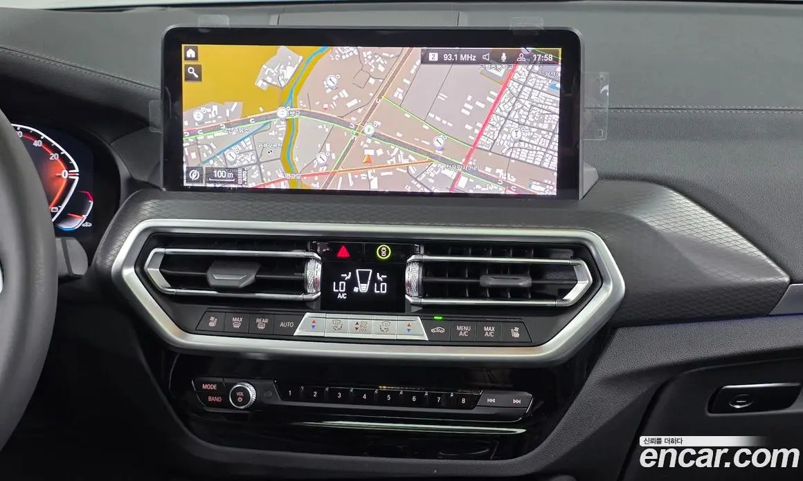 BMW X4 2025 2.0 автомат (гидро), фото 20 BMW X4 2025 2.0 автомат (гидро), фото 20