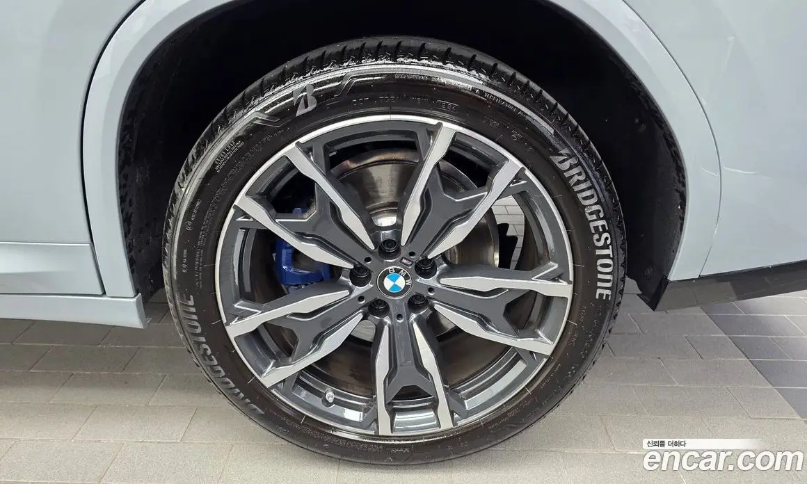 BMW X4 2025 2.0 автомат (гидро), фото 7 BMW X4 2025 2.0 автомат (гидро), фото 7