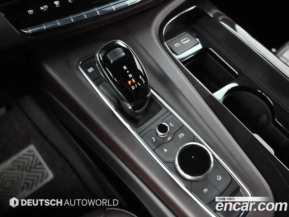 Cadillac Escalade 2023 6.2 автомат (гидро), фото 9 Cadillac Escalade 2023 6.2 автомат (гидро), фото 9