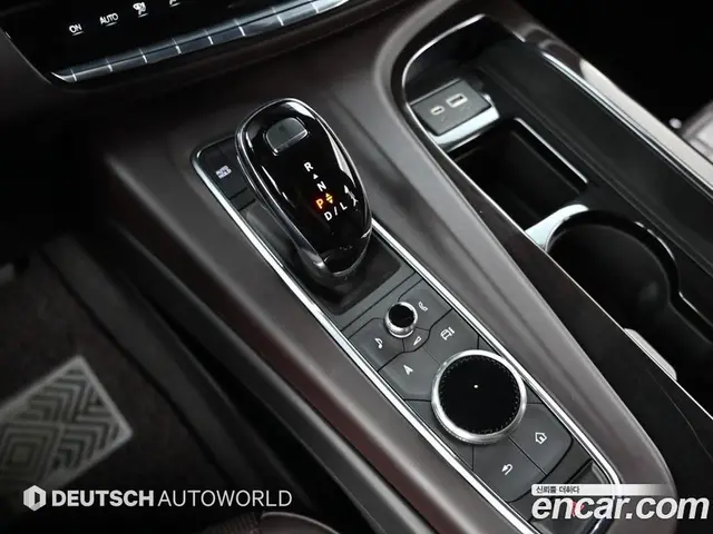 Cadillac Escalade 2023 6.2 автомат (гидро), миниатюра 9 Cadillac Escalade 2023 6.2 автомат (гидро), миниатюра 9