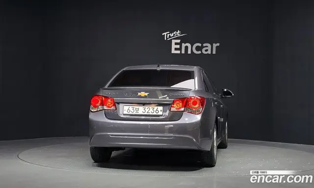 Chevrolet Cruze 2013 1.8 автомат (гидро), миниатюра 4 Chevrolet Cruze 2013 1.8 автомат (гидро), миниатюра 4