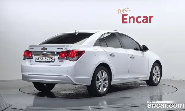 Chevrolet Cruze 2014 2.0 автомат (гидро), миниатюра 2 Chevrolet Cruze 2014 2.0 автомат (гидро), миниатюра 2