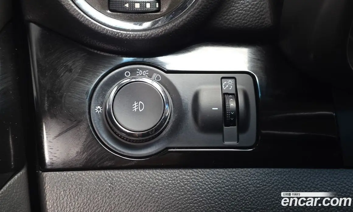 Chevrolet Orlando 2011 2.0 автомат (гидро), фото 19