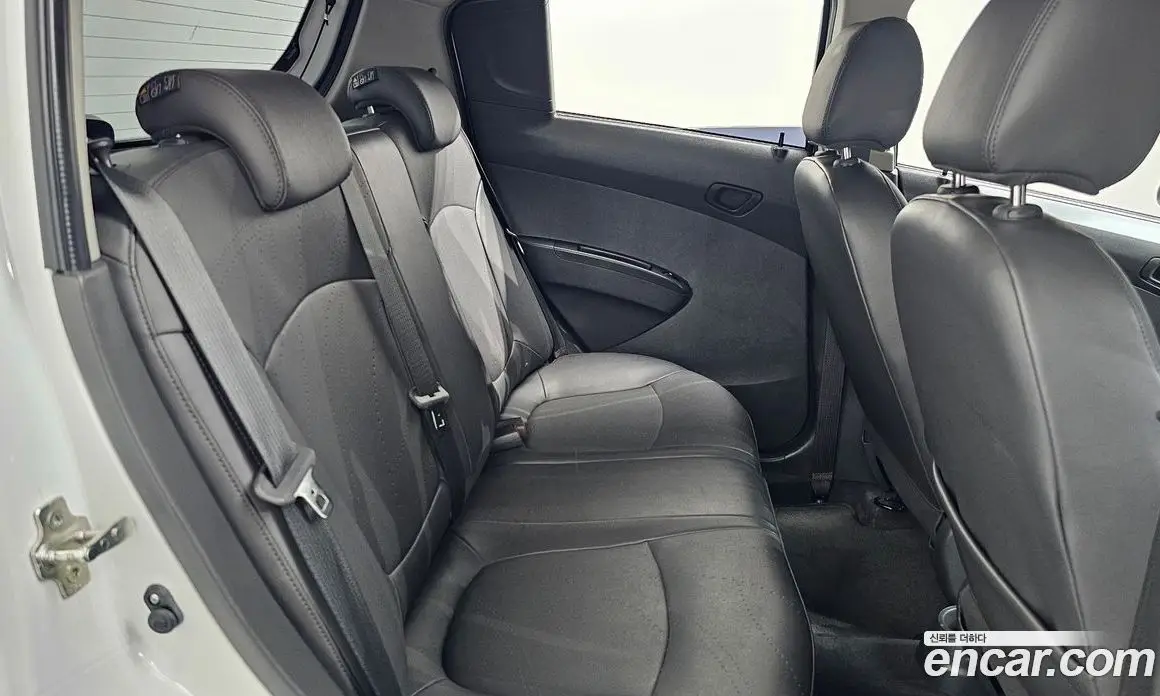 Chevrolet Spark 2014 1.0 автомат (гидро), фото 17 Chevrolet Spark 2014 1.0 автомат (гидро), фото 17