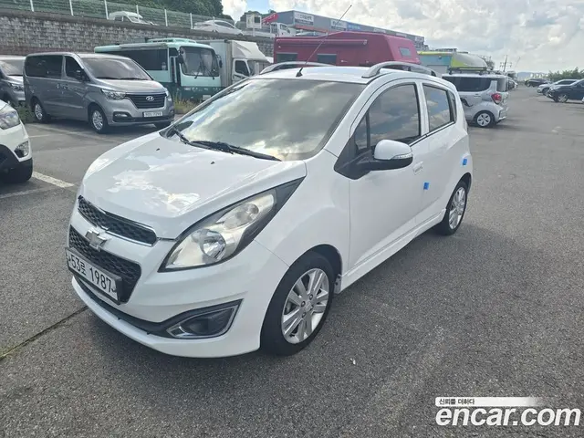 Chevrolet Spark 2014 1.0 автомат (гидро), миниатюра 2 Chevrolet Spark 2014 1.0 автомат (гидро), миниатюра 2