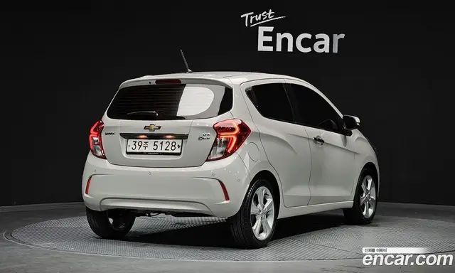 Chevrolet Spark 2017 1.0 автомат (гидро), миниатюра 2
