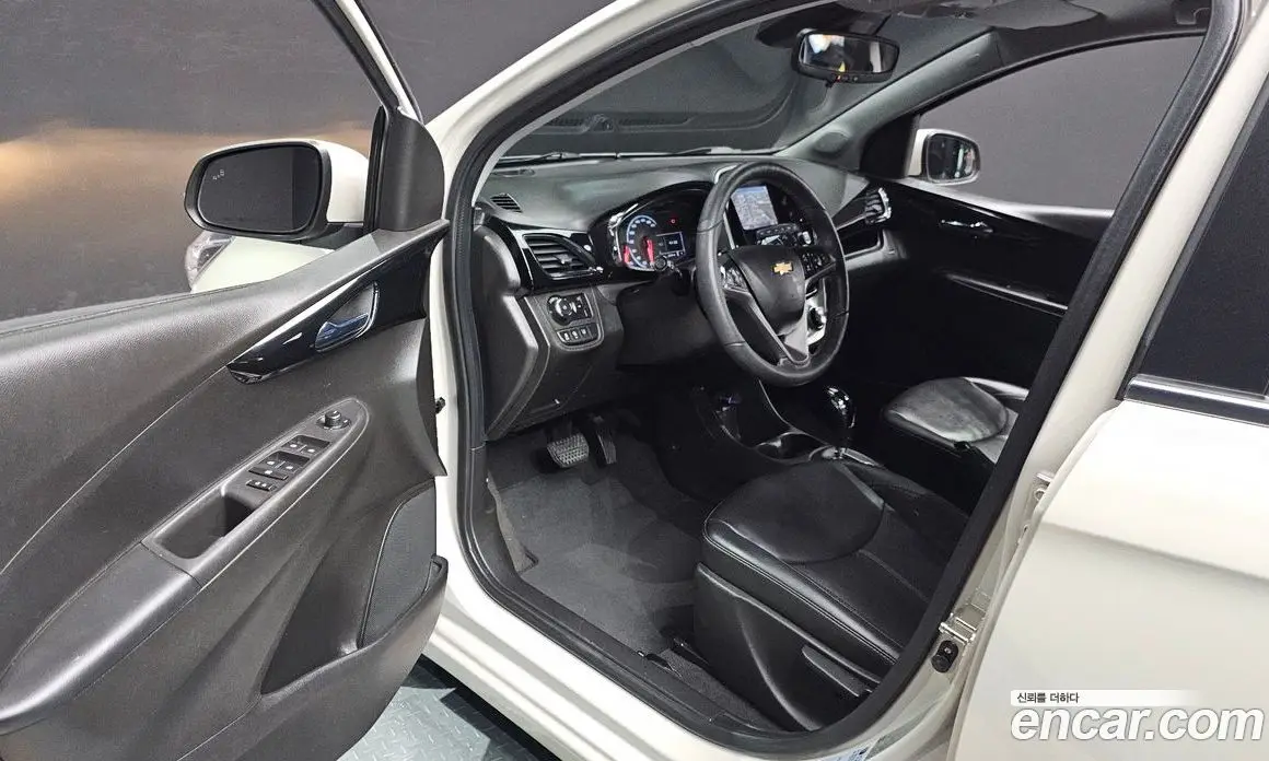 Chevrolet Spark 2017 1.0 автомат (гидро), фото 10