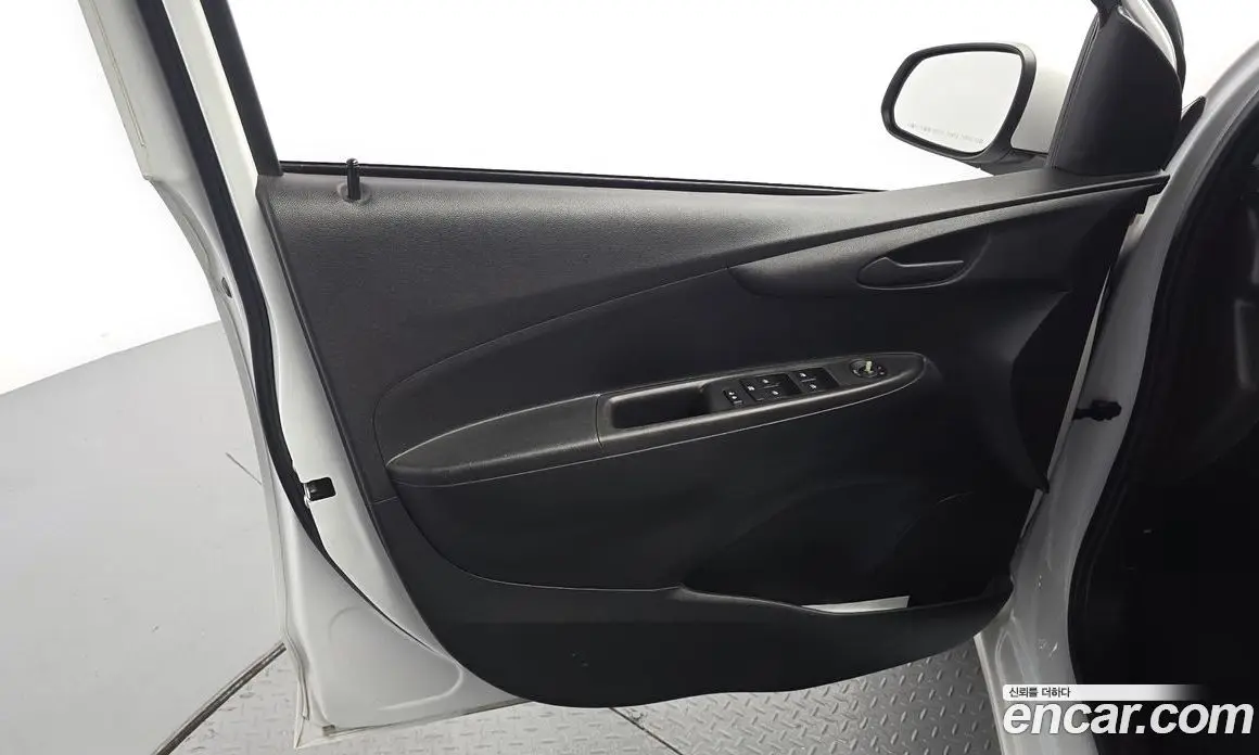 Chevrolet Spark 2017 1.0 автомат (гидро), фото 14 Chevrolet Spark 2017 1.0 автомат (гидро), фото 14