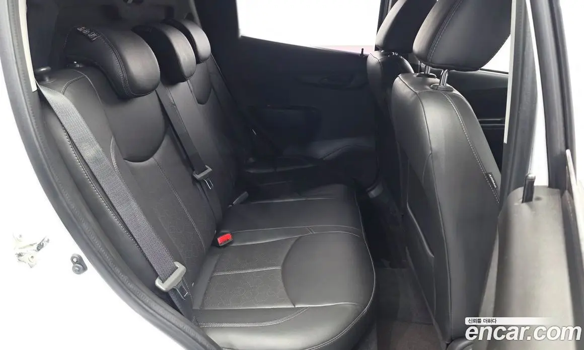Chevrolet Spark 2017 1.0 автомат (гидро), фото 17 Chevrolet Spark 2017 1.0 автомат (гидро), фото 17