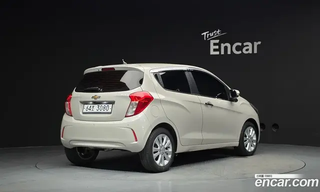 Chevrolet Spark 2017 1.0 автомат (гидро), миниатюра 2 Chevrolet Spark 2017 1.0 автомат (гидро), миниатюра 2