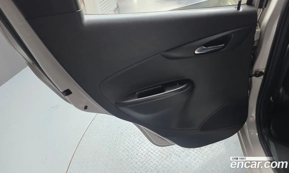 Chevrolet Spark 2017 1.0 автомат (гидро), фото 15 Chevrolet Spark 2017 1.0 автомат (гидро), фото 15