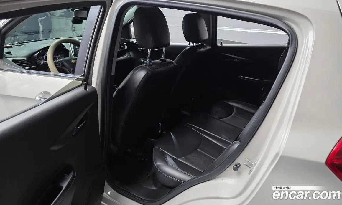 Chevrolet Spark 2017 1.0 автомат (гидро), фото 18 Chevrolet Spark 2017 1.0 автомат (гидро), фото 18