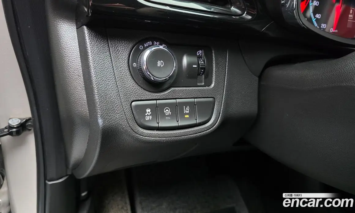Chevrolet Spark 2017 1.0 автомат (гидро), фото 28 Chevrolet Spark 2017 1.0 автомат (гидро), фото 28