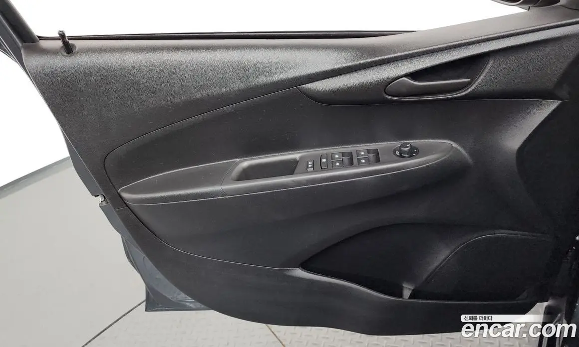 Chevrolet Spark 2019 1.0 автомат (гидро), фото 14 Chevrolet Spark 2019 1.0 автомат (гидро), фото 14