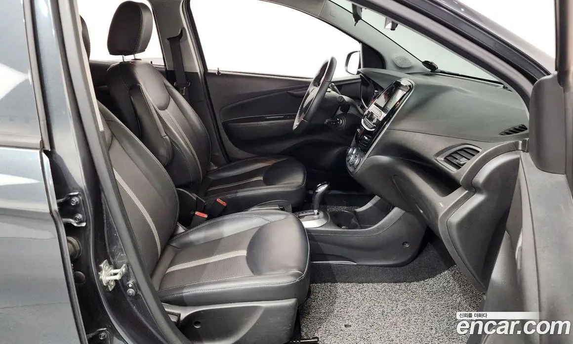 Chevrolet Spark 2019 1.0 автомат (гидро), фото 16 Chevrolet Spark 2019 1.0 автомат (гидро), фото 16
