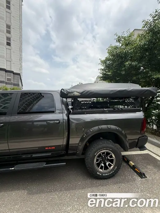 Dodge Ram Pick Up 2017 5.7 автомат (гидро), миниатюра 11 Dodge Ram Pick Up 2017 5.7 автомат (гидро), миниатюра 11