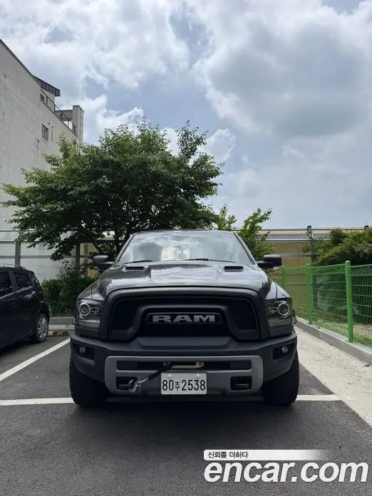 Dodge Ram Pick Up 2017 5.7 автомат (гидро), миниатюра 3 Dodge Ram Pick Up 2017 5.7 автомат (гидро), миниатюра 3