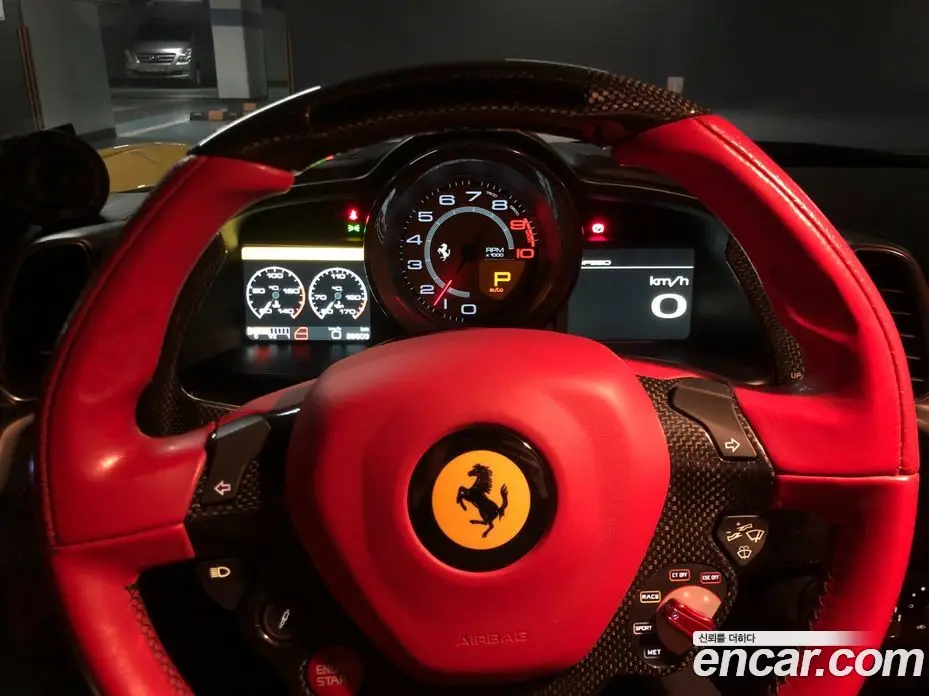 Ferrari 458 2012 4.5 автомат (гидро), фото 10 Ferrari 458 2012 4.5 автомат (гидро), фото 10