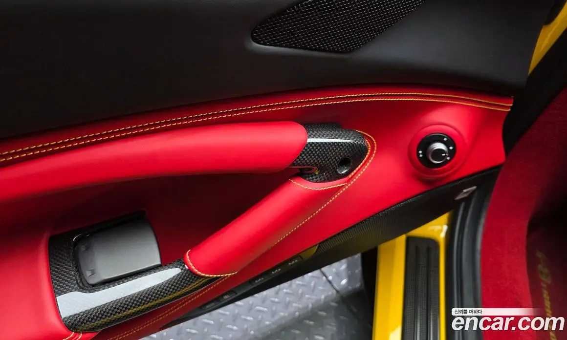 Ferrari F8 2022 3.9 автомат (гидро), фото 19